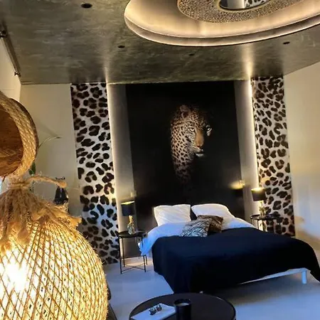Esprit Africa, Et Sauna De Luxe Apartment